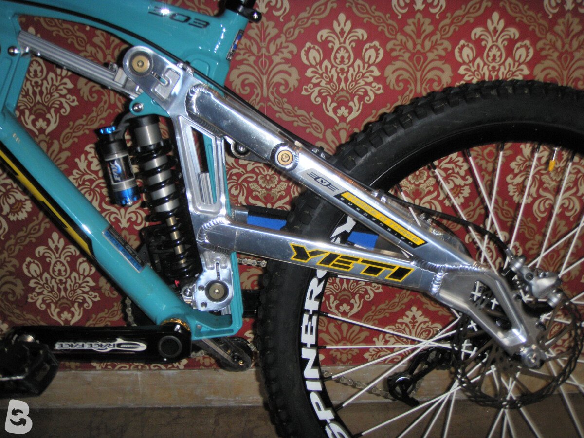 Yeti 303 N.46/100 2006