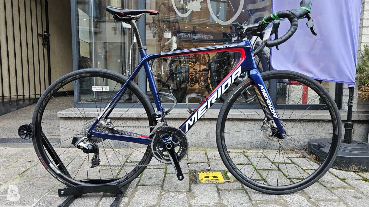Merida Scultura bahrain edition disc sram red etap axs 2019