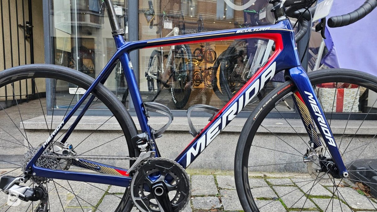 Merida Scultura bahrain edition disc sram red etap axs 2019