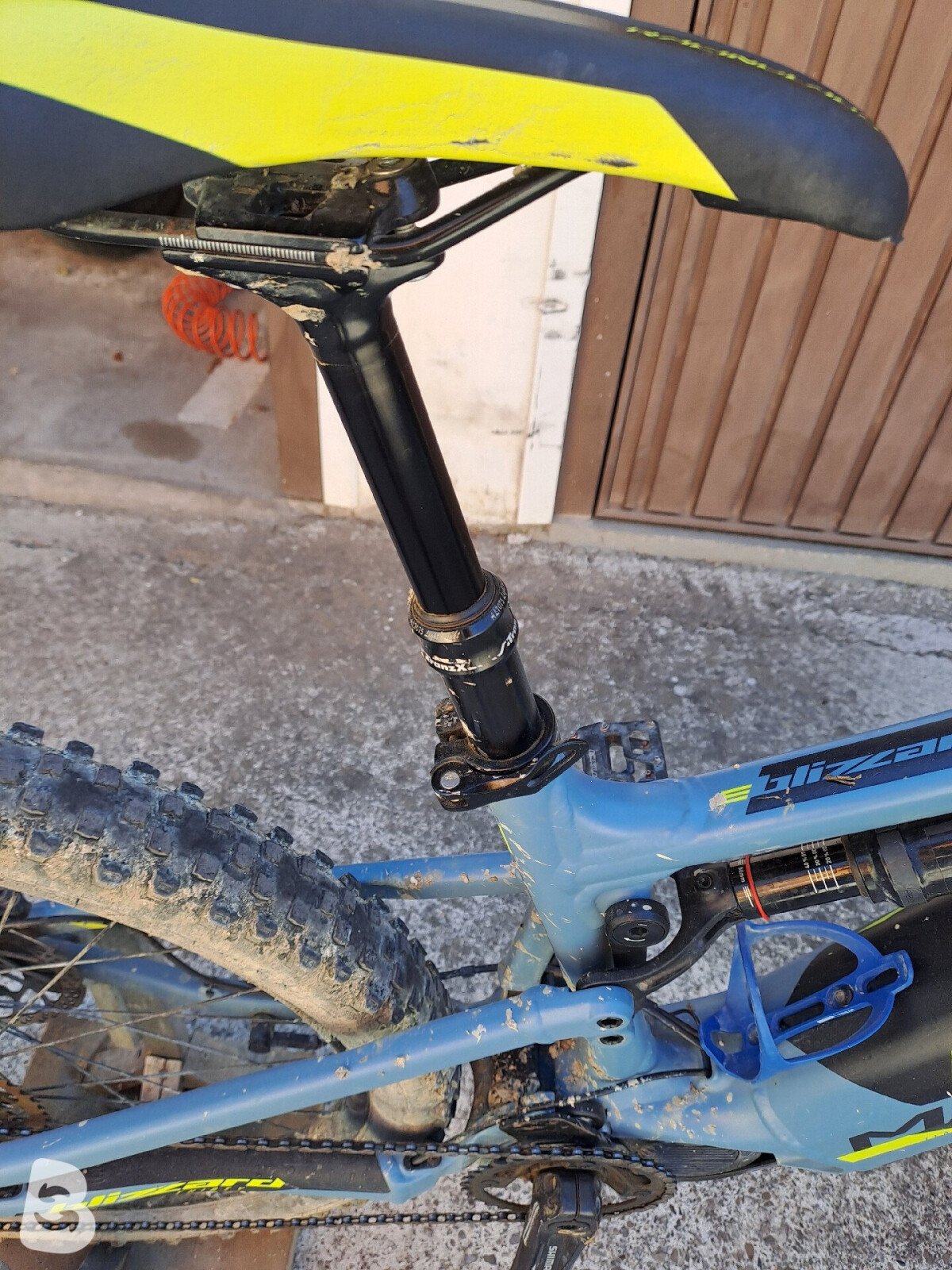 Rock Machine Blizzard Int E30-27+ 2020