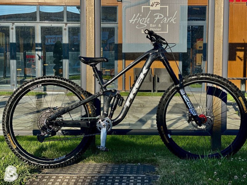 Trek Slash 8 2021