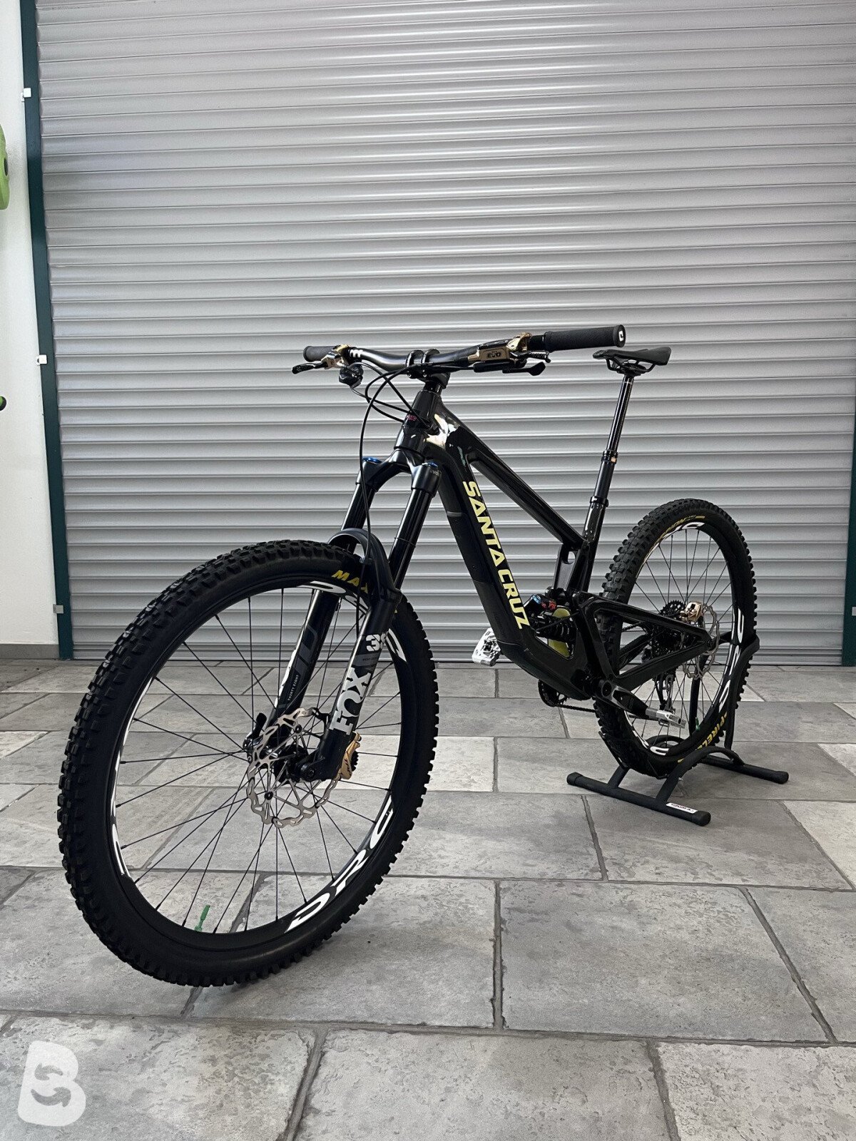Santa Cruz MEGATOWER X01 / Carbon CC 2024