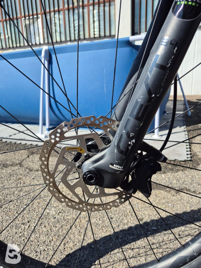 Giant Fathom 1 2022