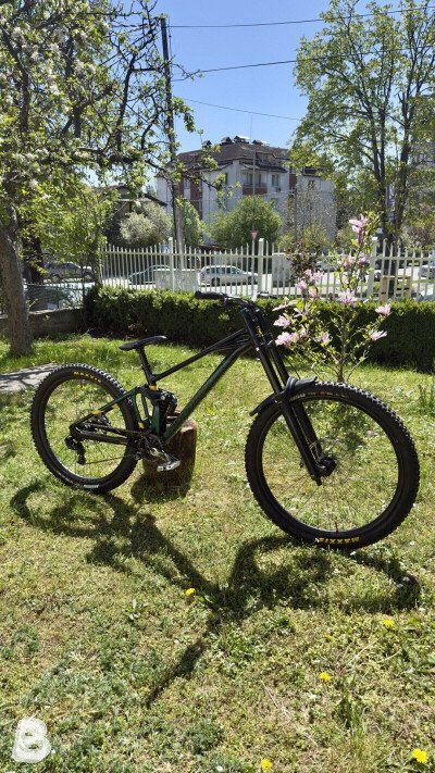 Mondraker Summum R 2022