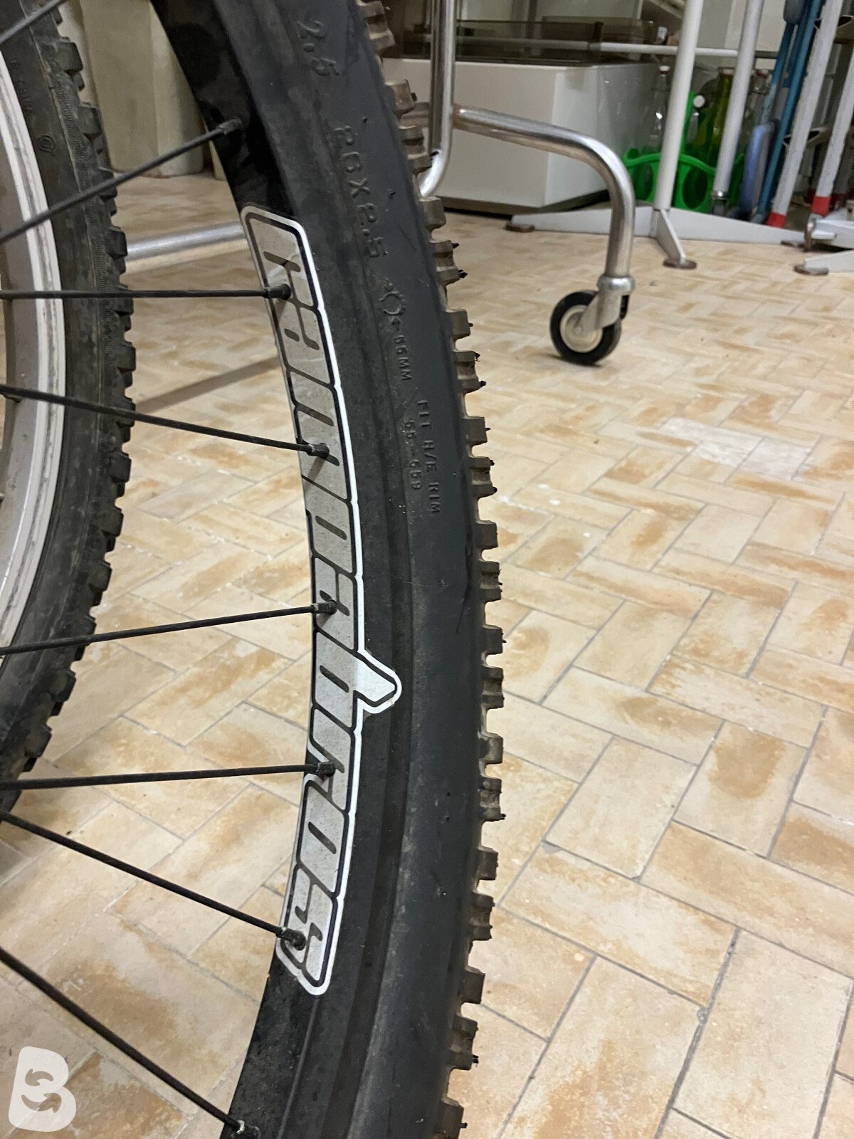 Nicolai Ufo st 2010
