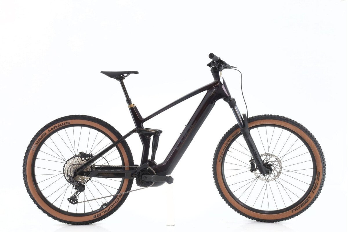 Cube Stereo Hybrid Race XT 2023