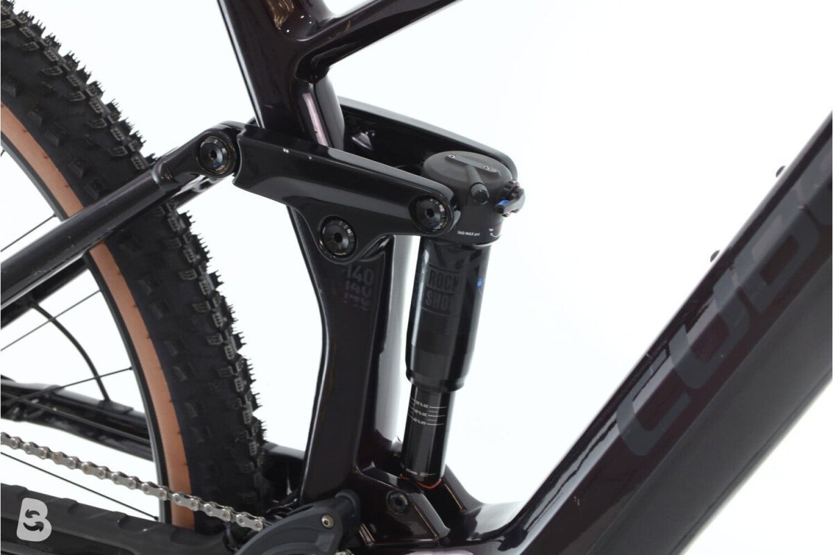 Cube Stereo Hybrid Race XT 2023