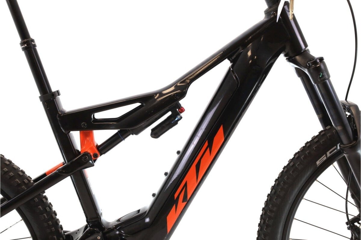 KTM MACINA KAPOHO 7973 2024