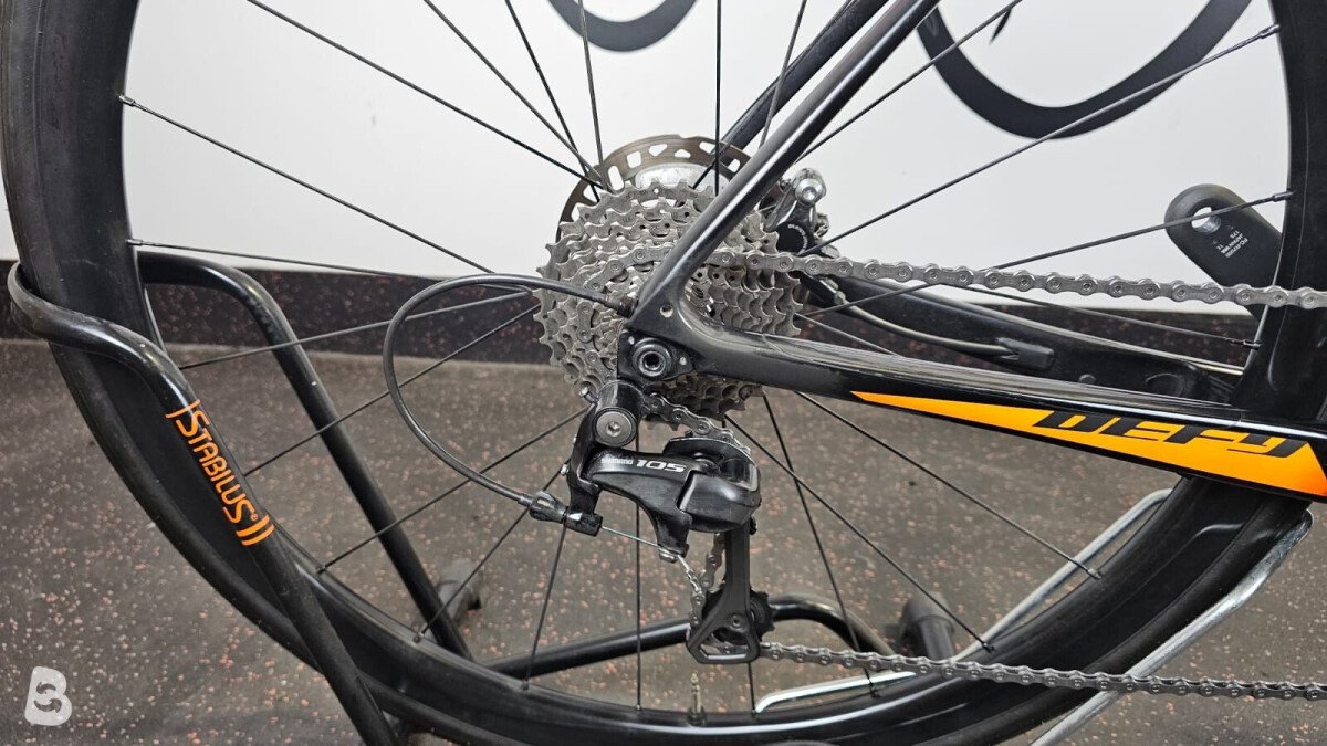 Giant Defy advanced 2 disc + carbon wheels 2019