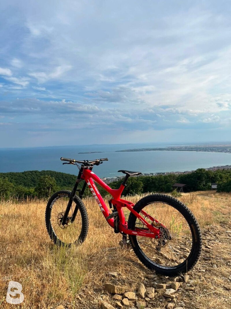 Trek Session 9.9 Carbon 2022
