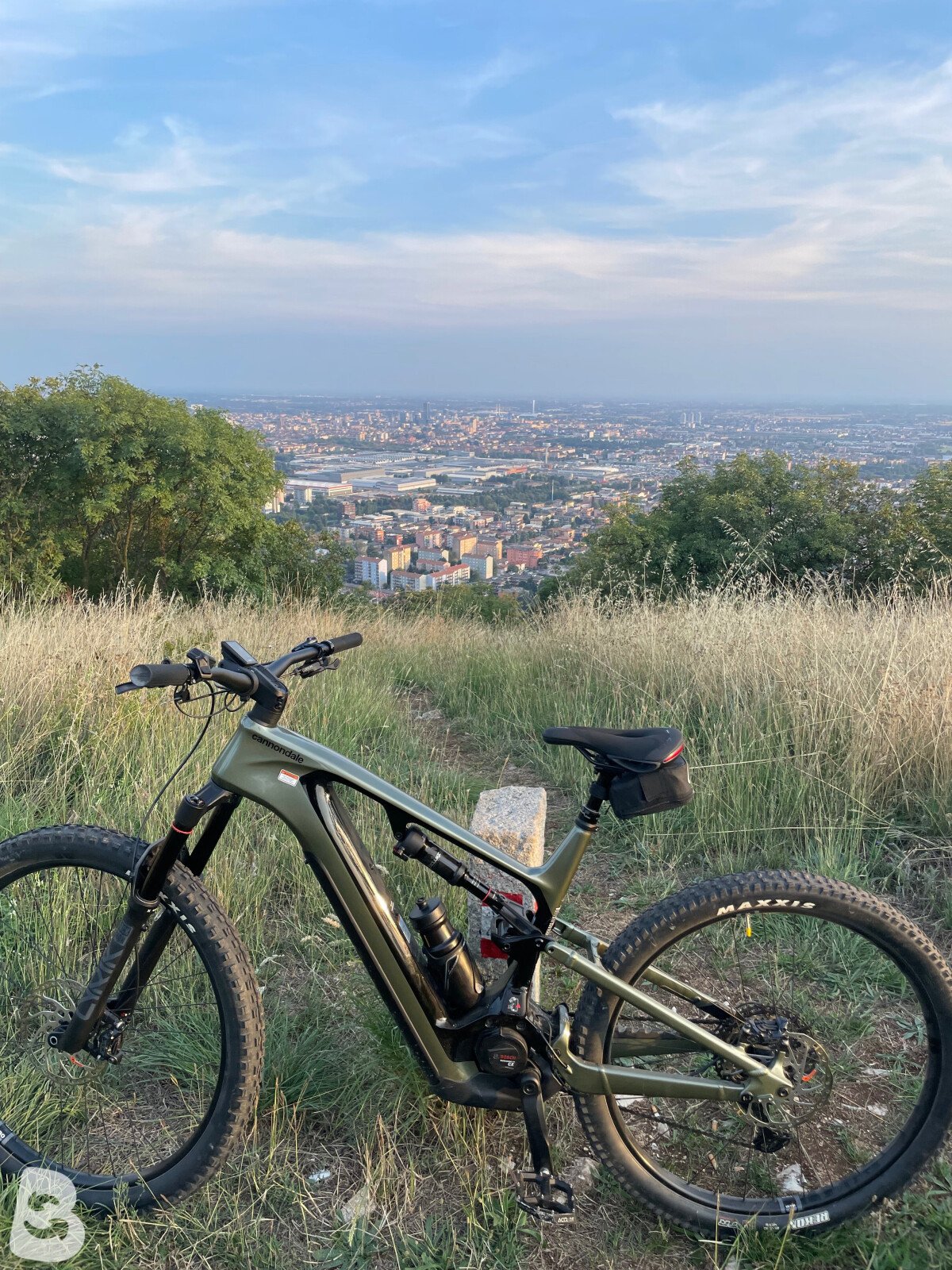 Cannondale Moterra Neo Carbon 2 2023