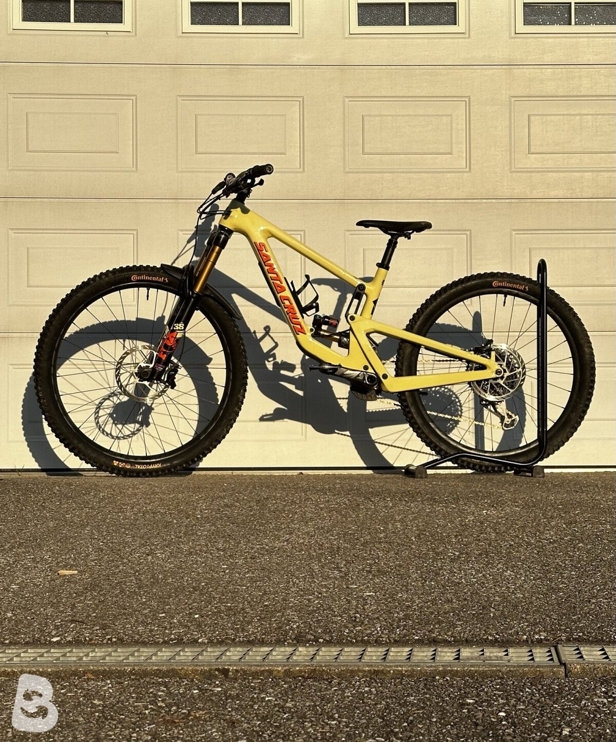 Santa Cruz Nomad X01 2024