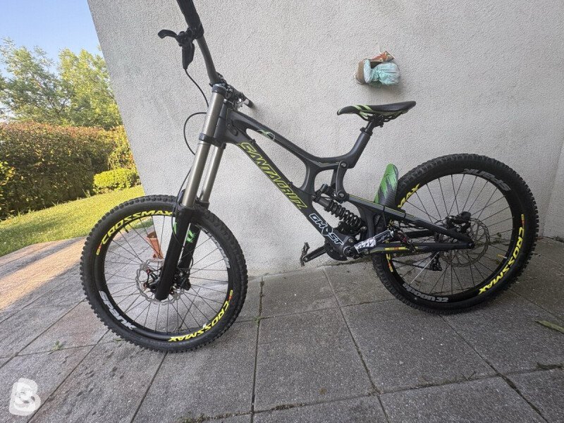 Santa Cruz V10 Carbon 2012