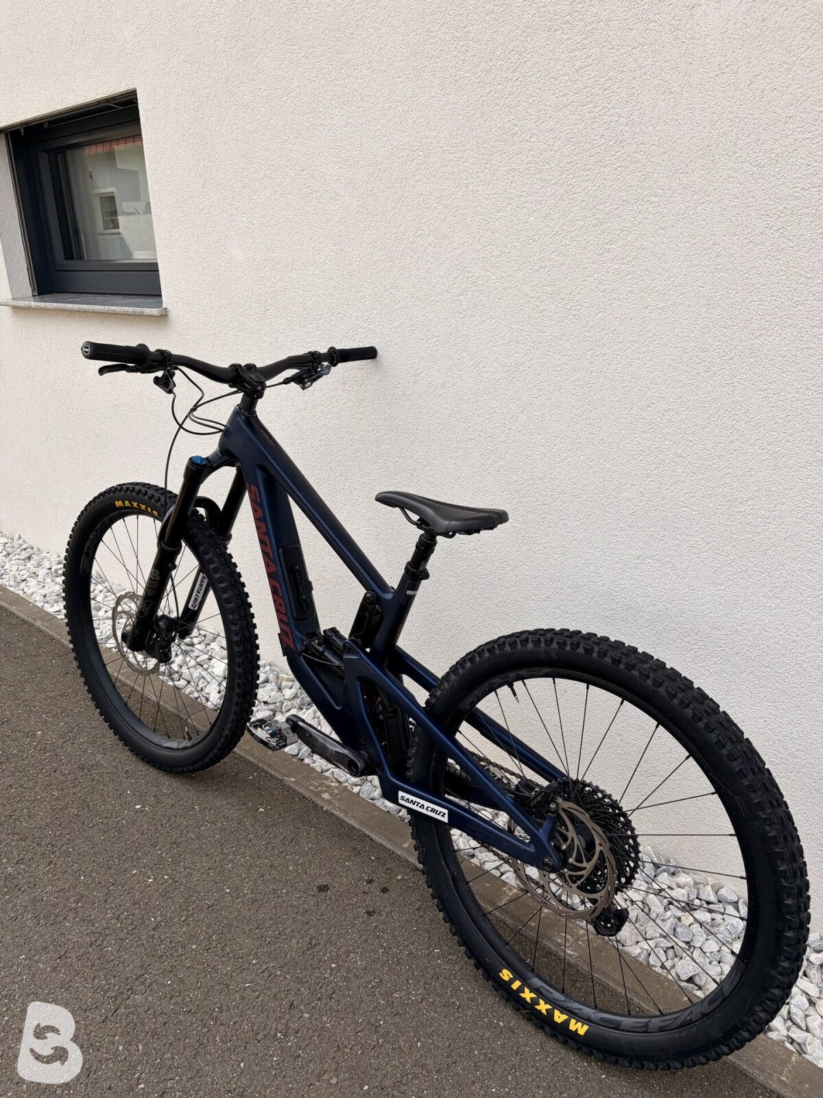 Santa Cruz NOMAD S / Carbon C 2024