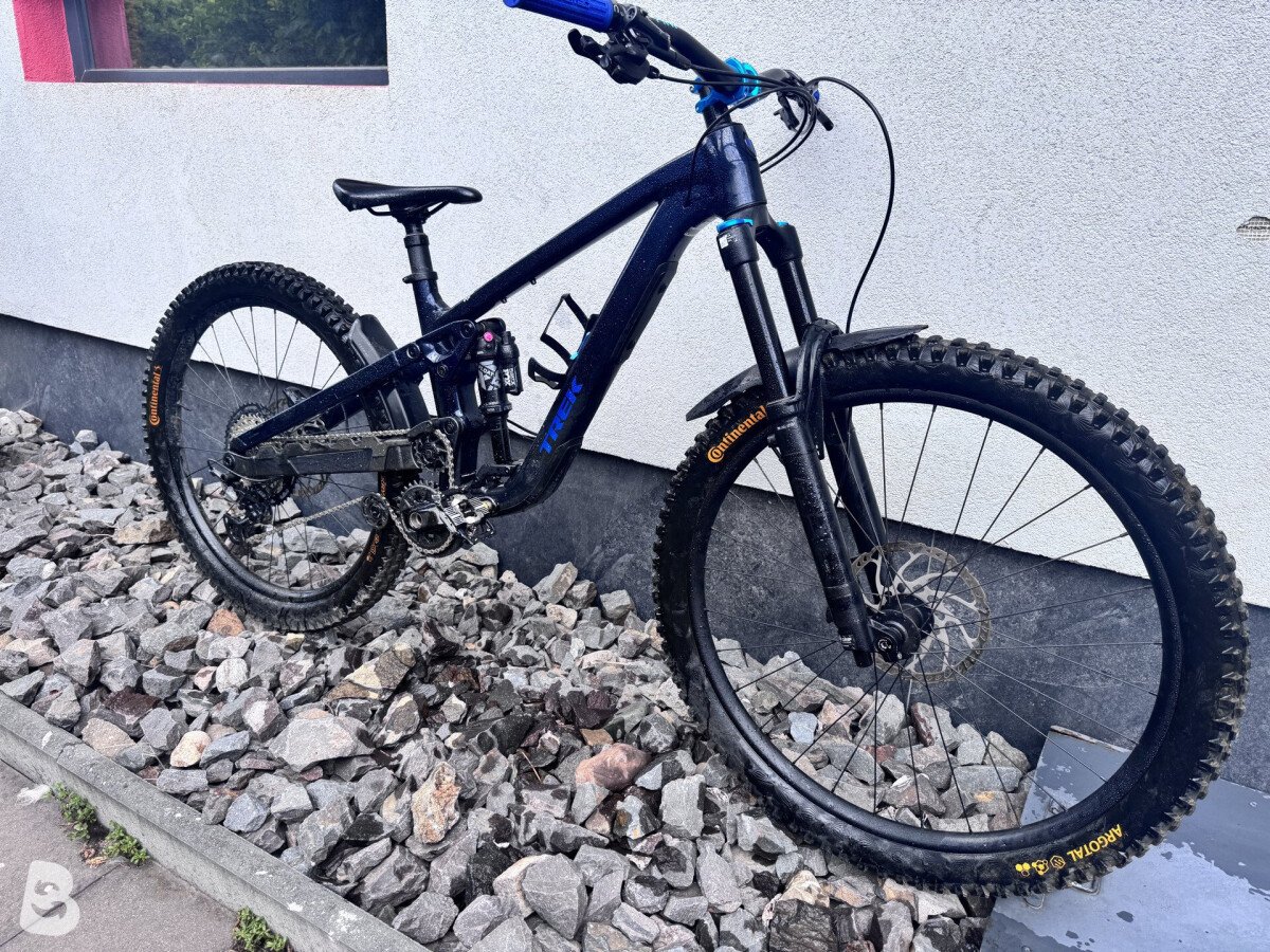 Trek Slash 8 Gen 6 2025