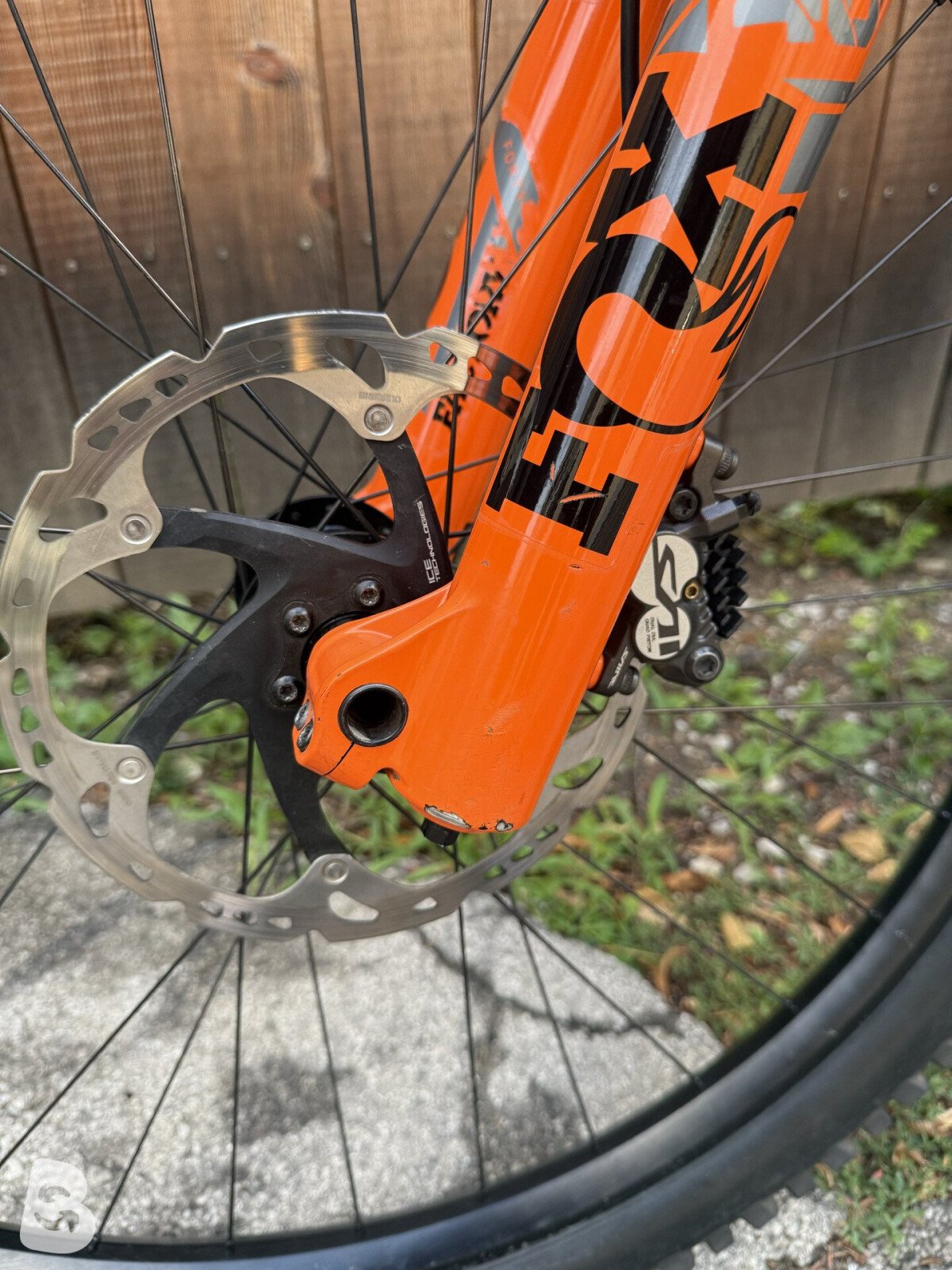 Mondraker summum R 2025
