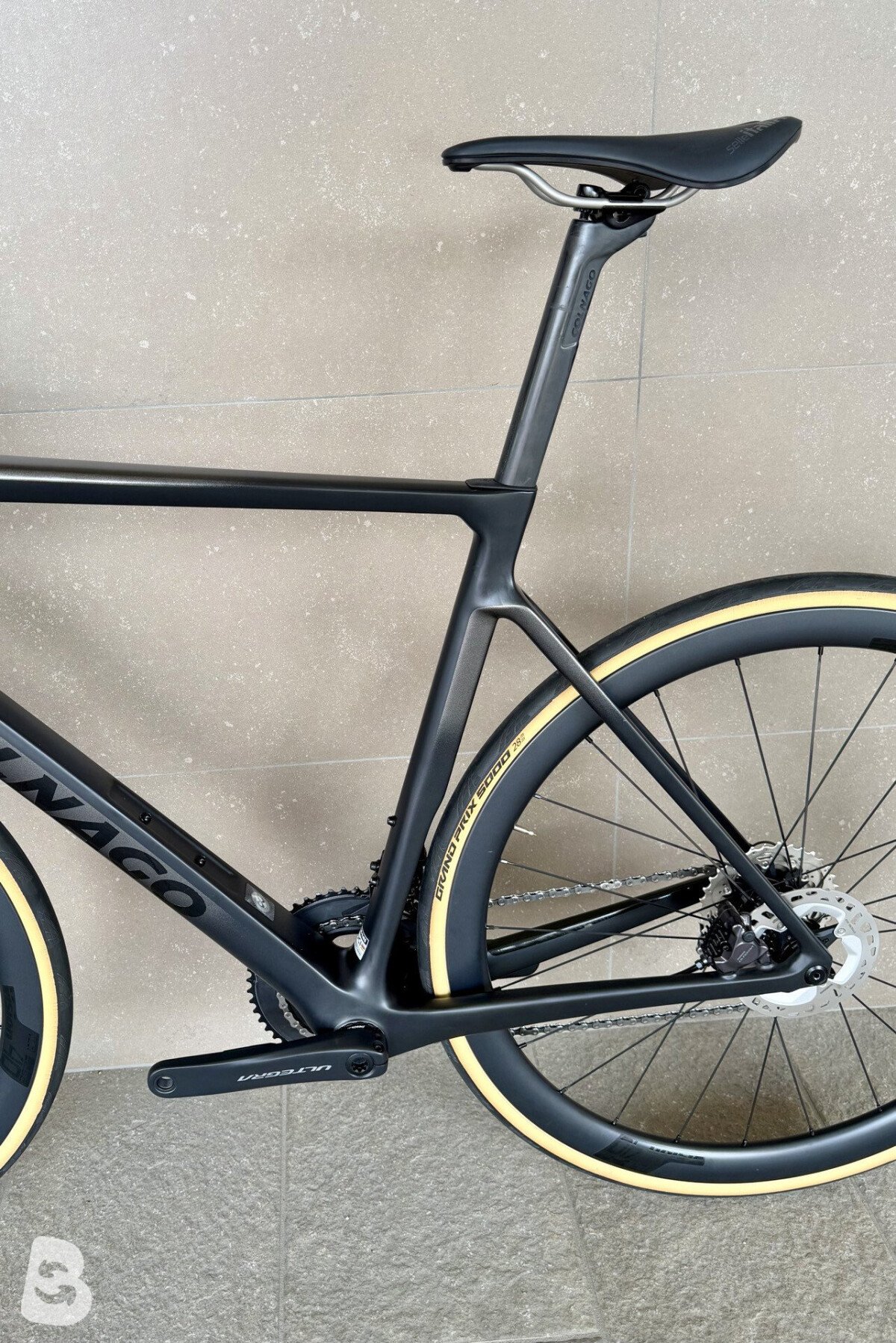 Colnago V4Rs Disc Ultegra Di2 8100 w/Fulcrum Racing Wind 400 Wheels 2023
