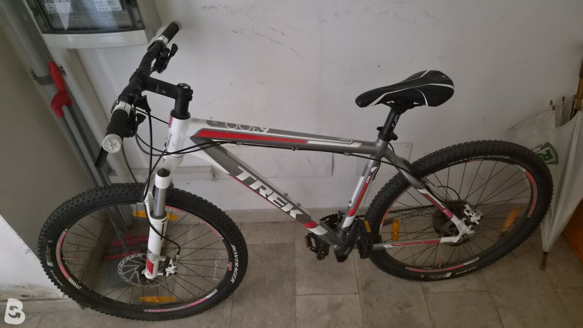 Trek SIX 6300 2012