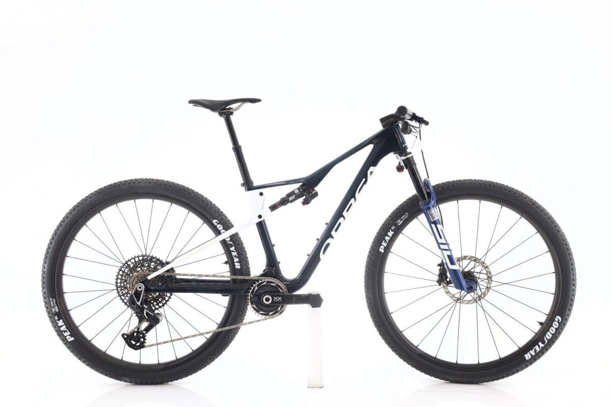 Orbea Oiz XX AXS Flight Attendant 2025