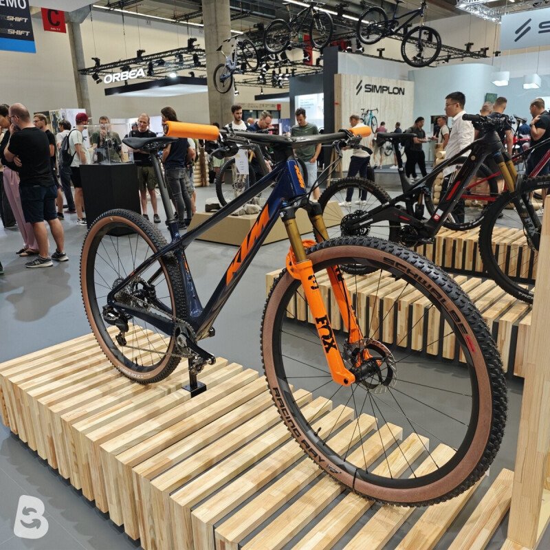 KTM Myroon 2026