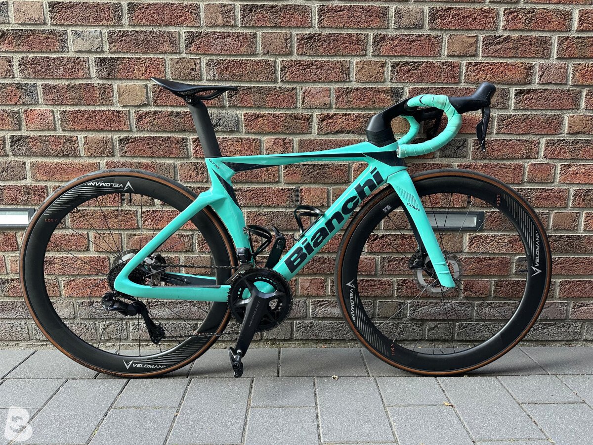 Bianchi Oltre Comp Ultegra Di2 2025