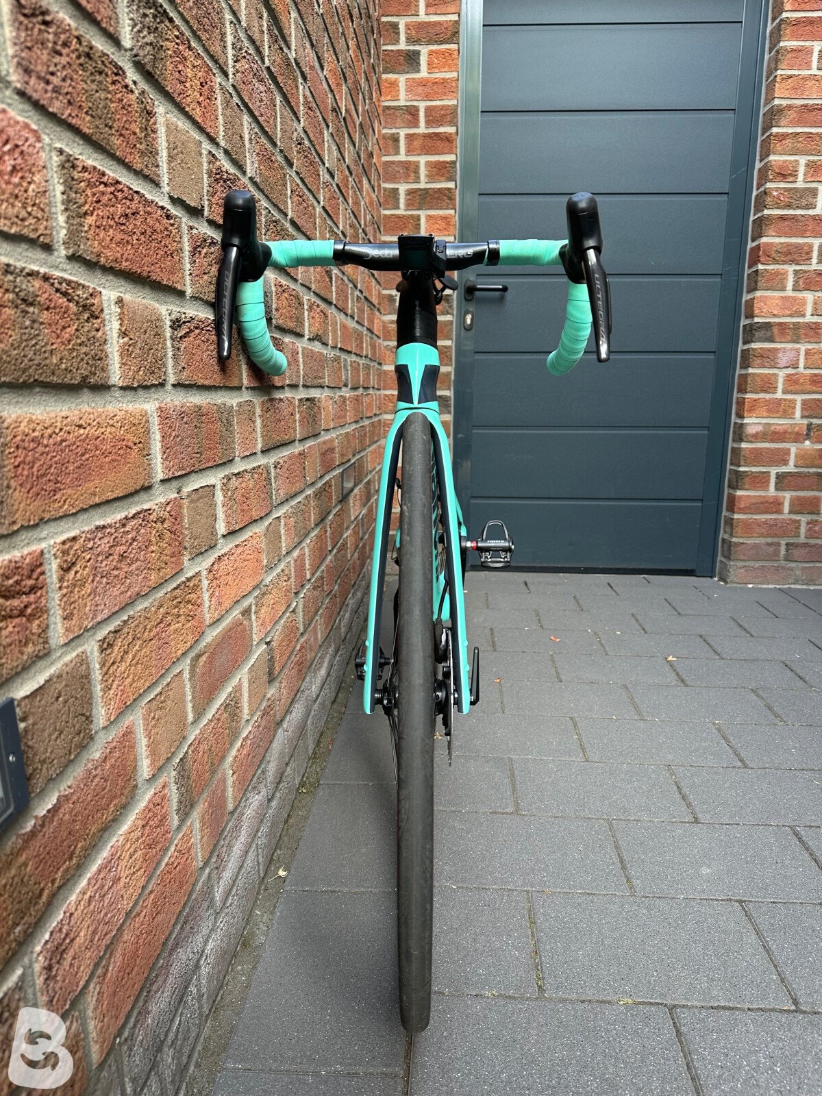 Bianchi Oltre Comp Ultegra Di2 2025