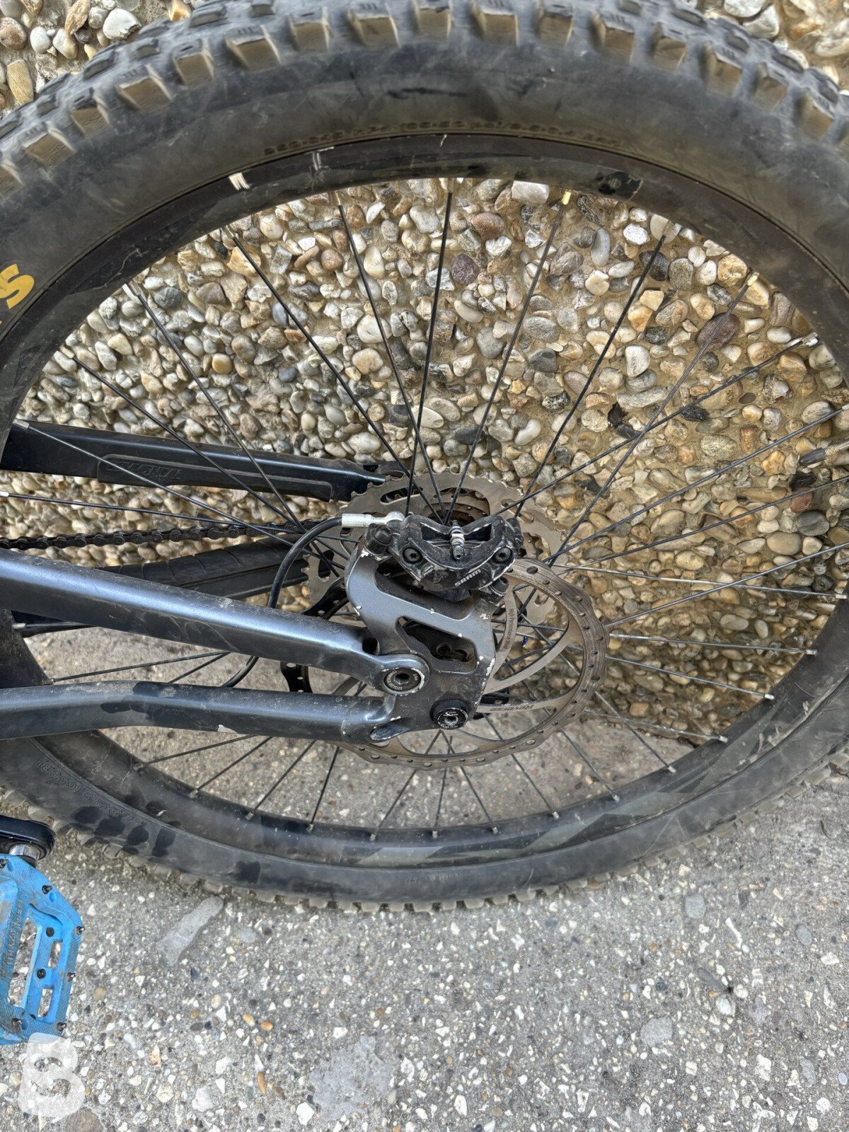 Commencal Clash Essential 2021