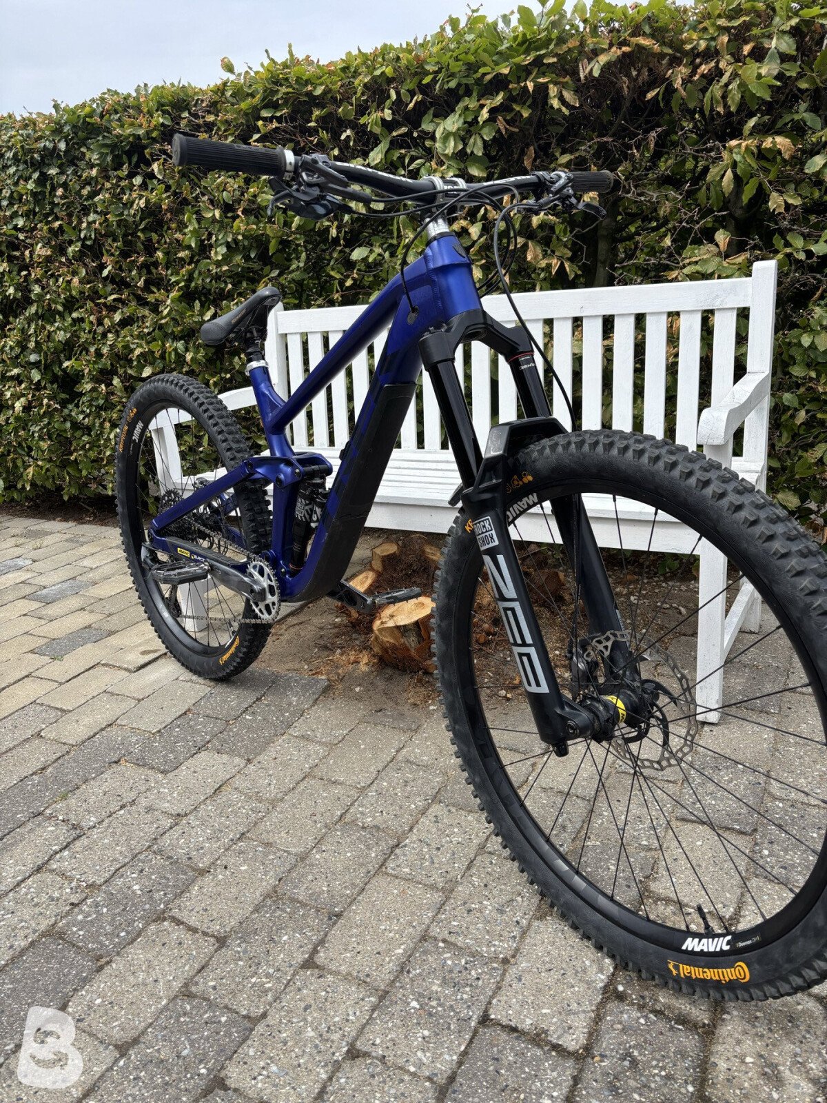 Trek Slash 8 2023