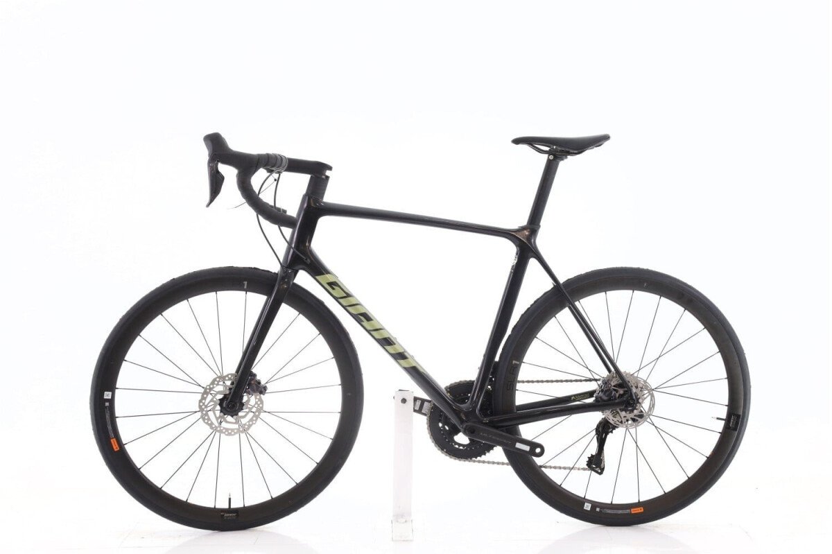Giant TCR Advanced Pro 0 Di2 12V 2024