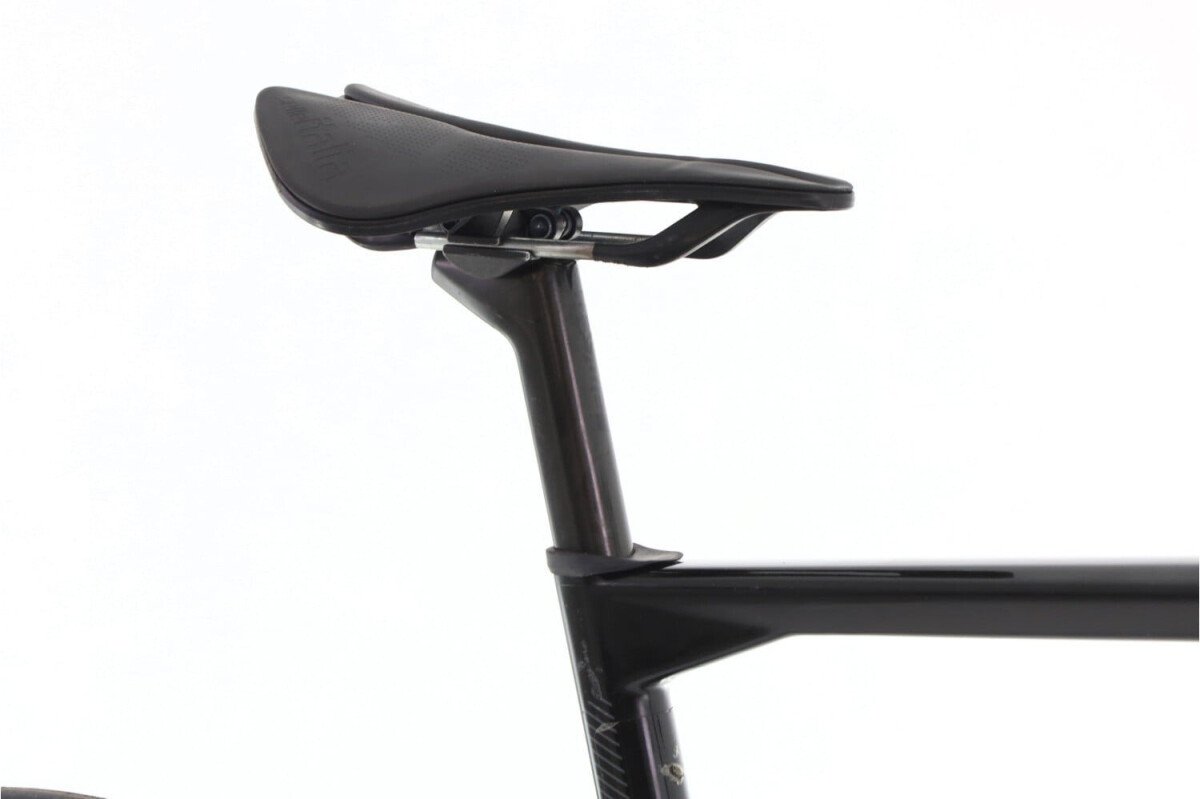 BMC Roadmachine Five Di2 12V 2024