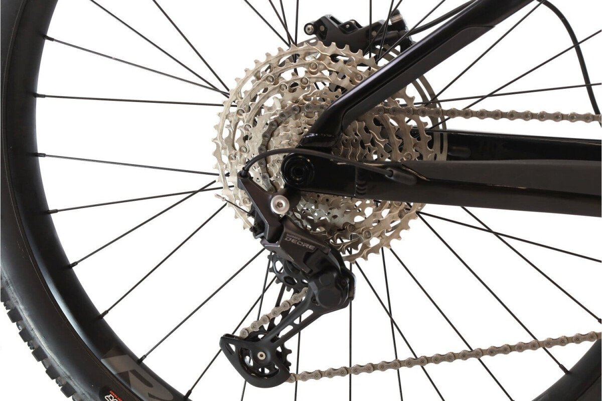 BH AtomX Lynx Carbon Pro 8.2 2024