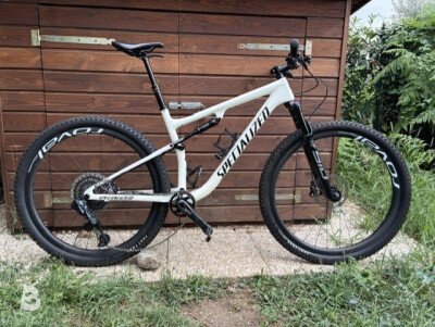 Specialized epic pro 2023