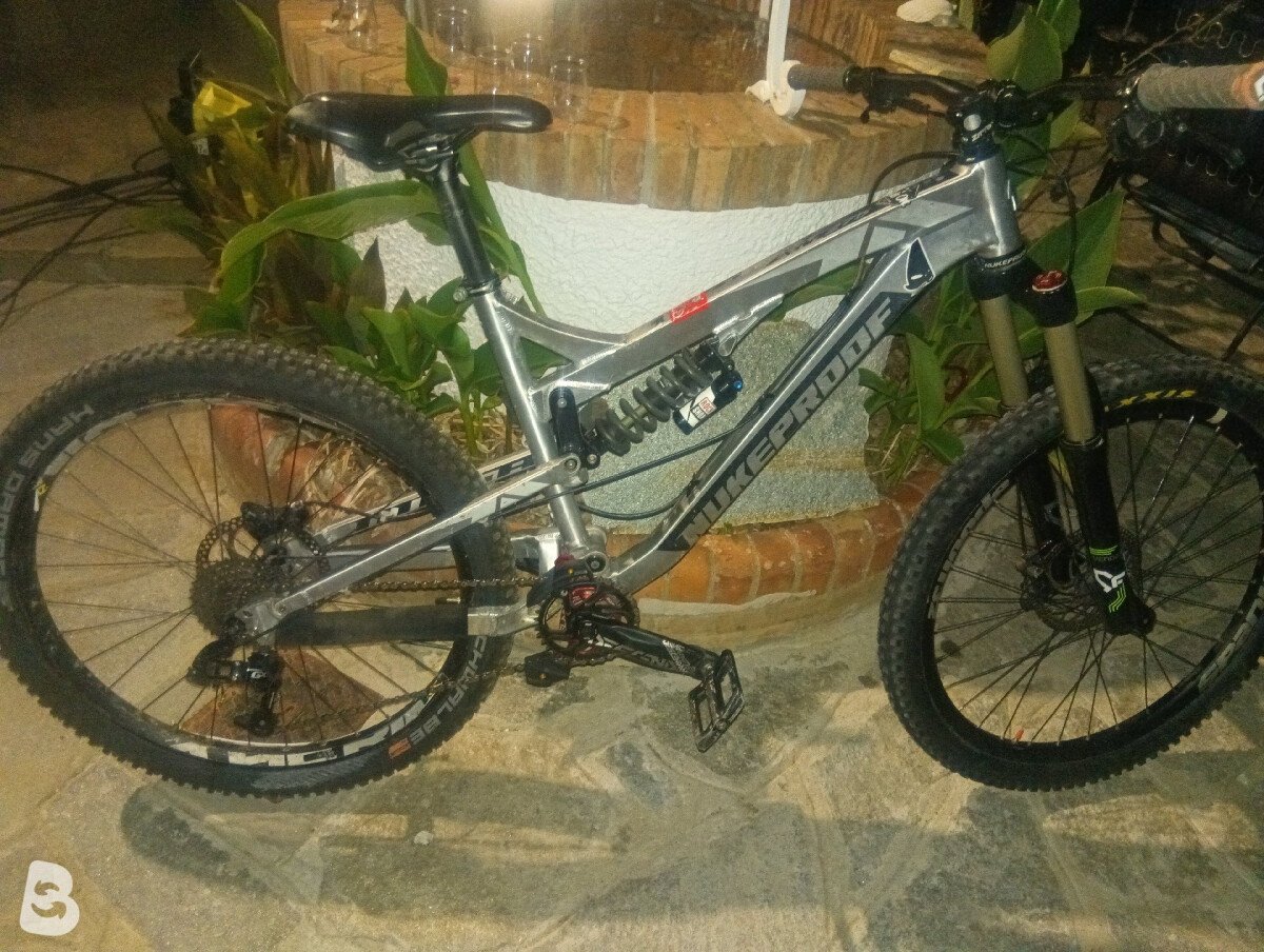 Nukeproof Mega 275 Comp 2017