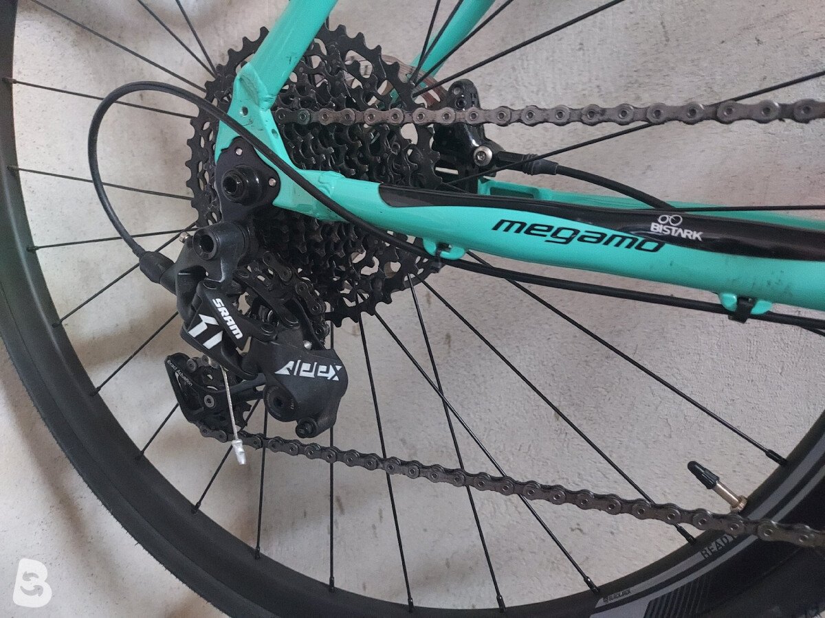 Megamo JAKAR 30 2022