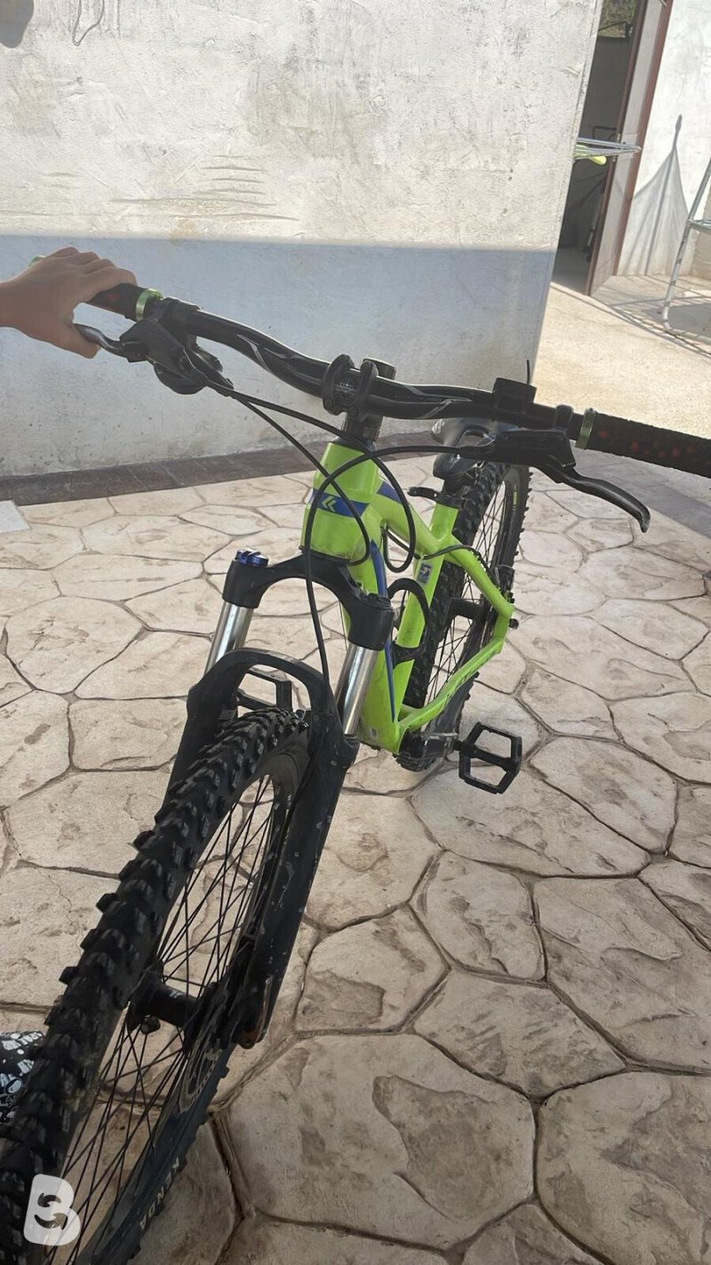 Kross Replica Pro