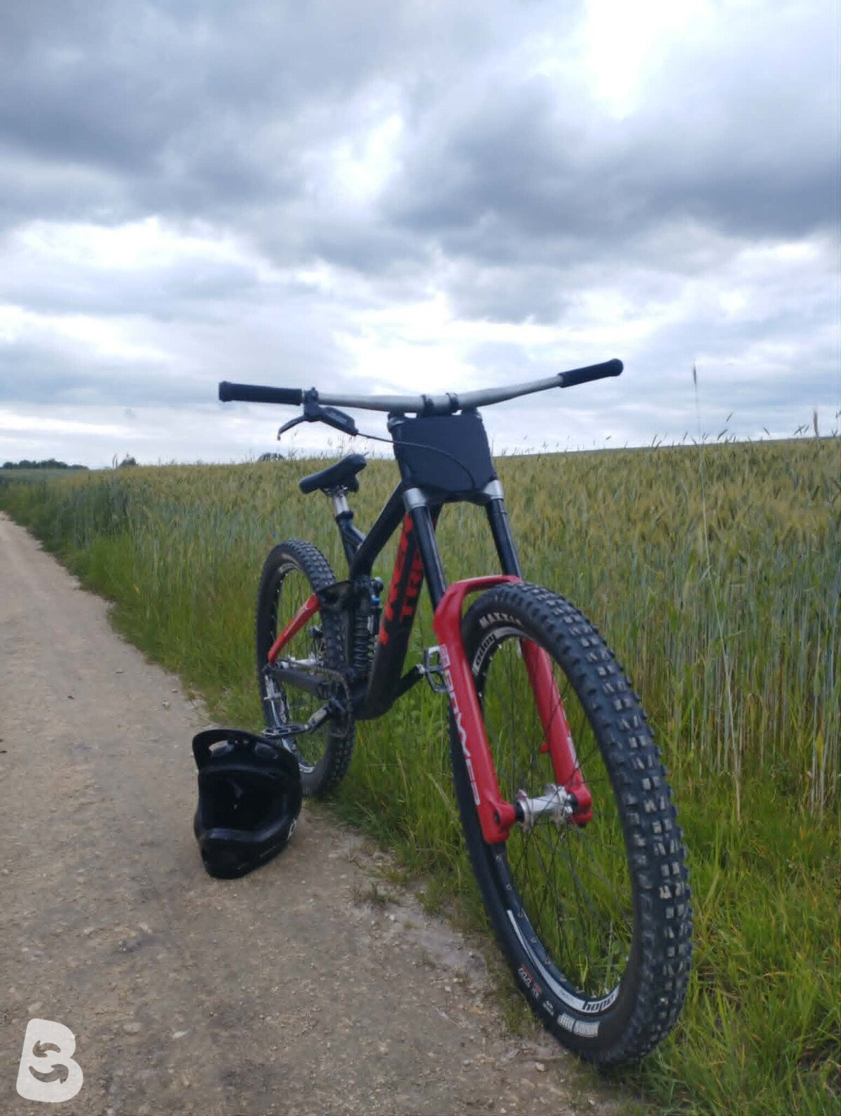 Trek Session 88 DH 27.5 2016