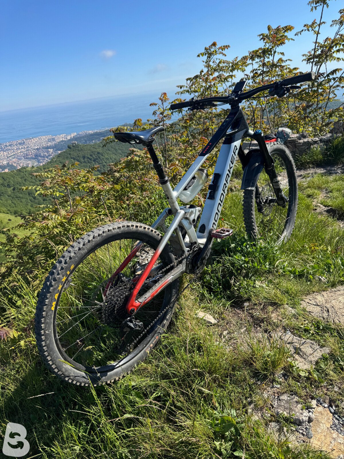 Mondraker DUNE R 2024