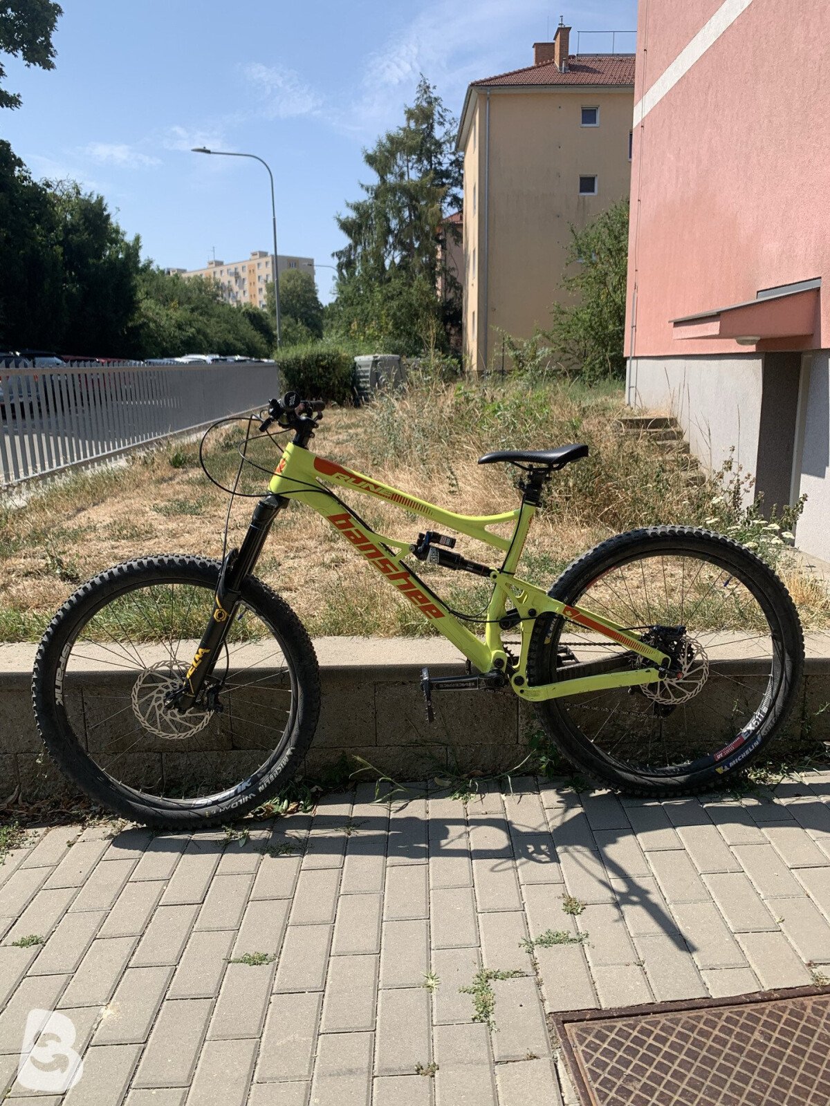 Banshee Rune V2 2019