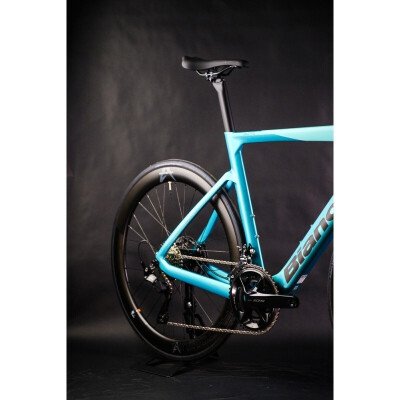 Bianchi Ebike da Strada Nuova Bianchi E-Oltre 105 2x12sp 2025