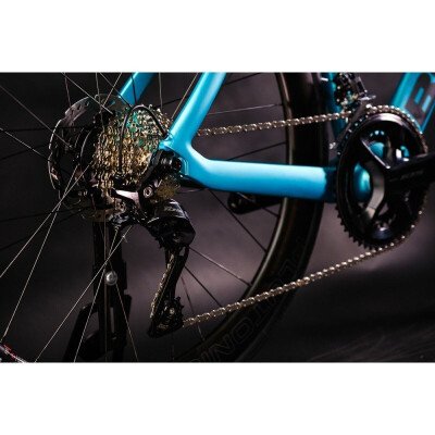Bianchi Ebike da Strada Nuova Bianchi E-Oltre 105 2x12sp 2025
