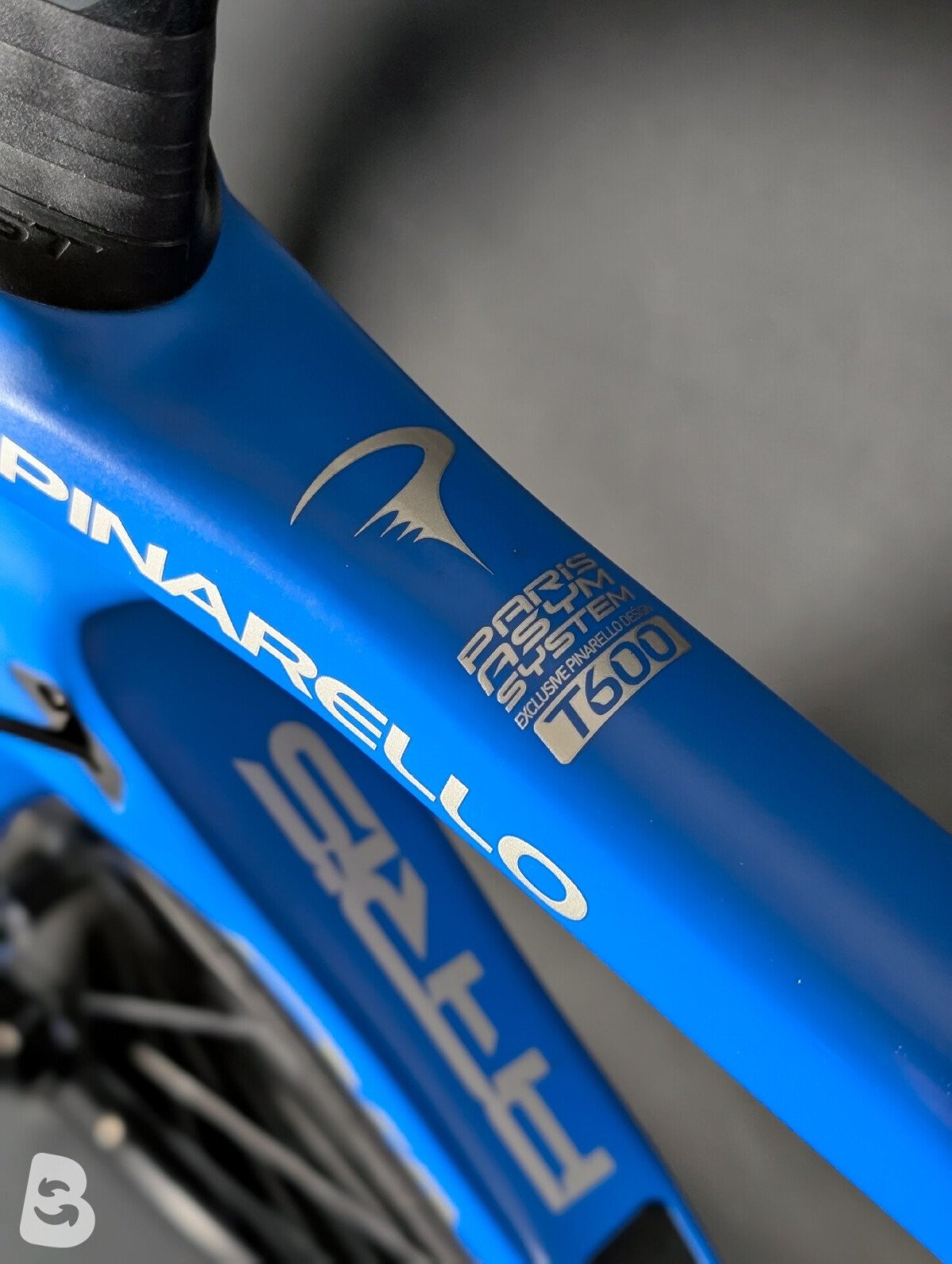 Pinarello Paris Rival AXS 2022