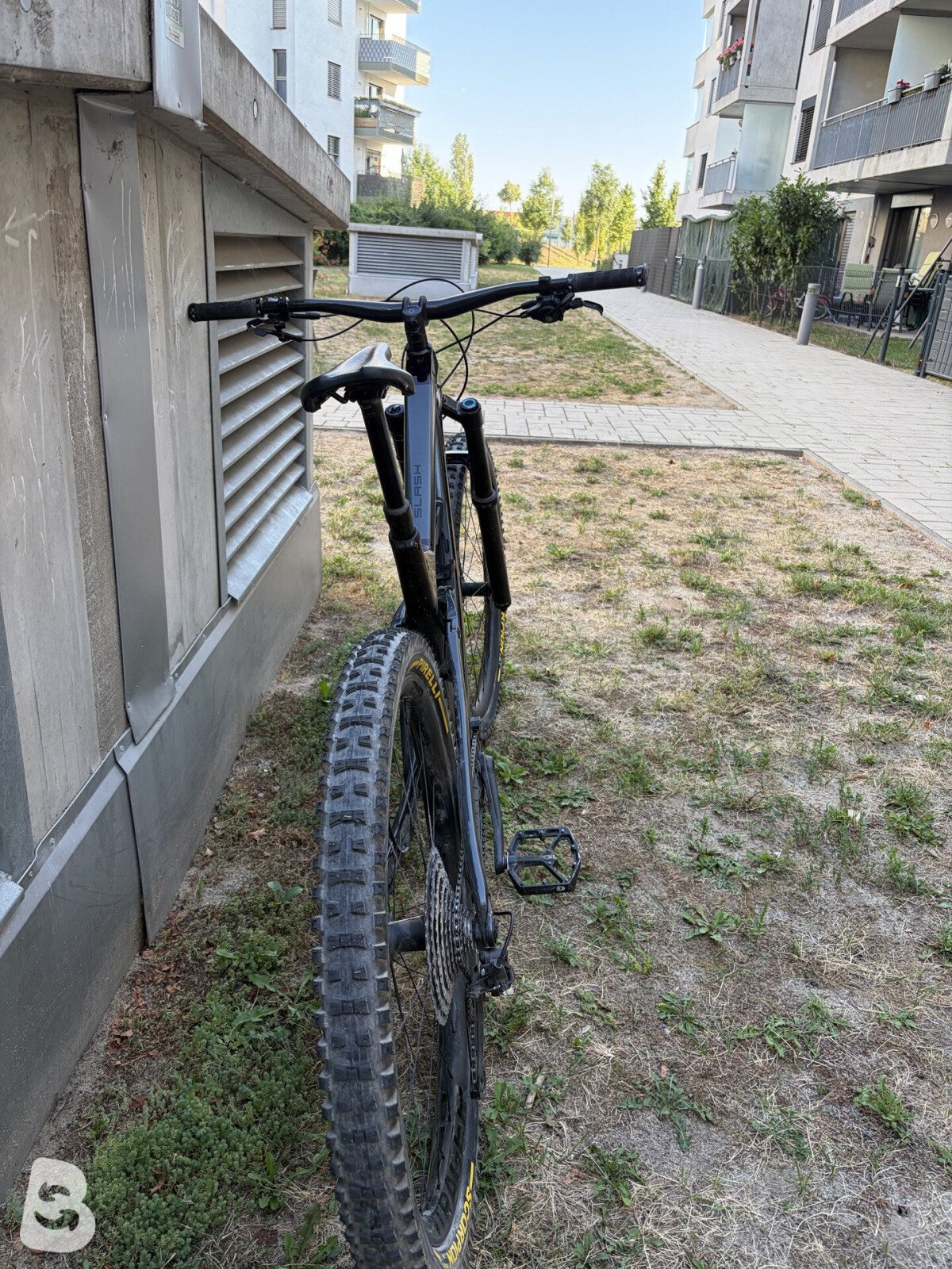 Trek Slash 9.8 GX AXS 2022