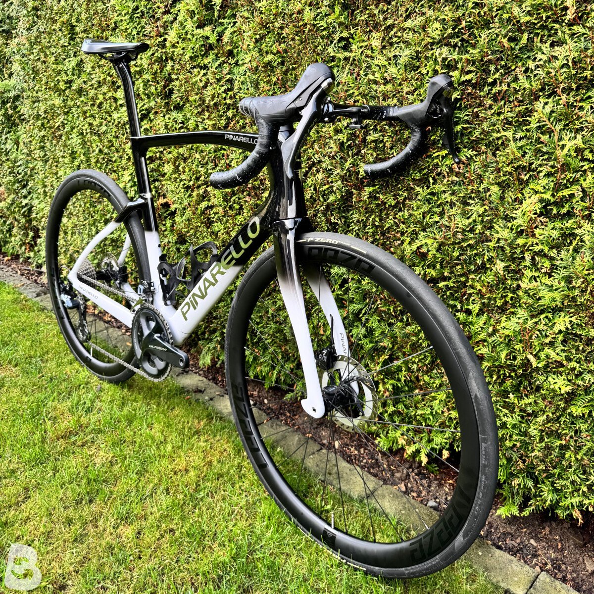 Pinarello F7 2025