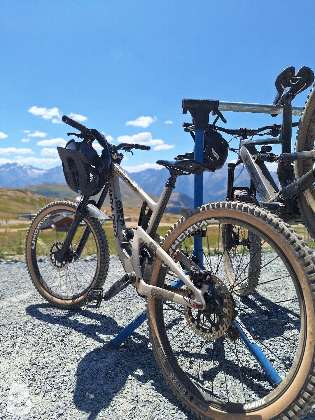 Santa Cruz Nomad V4 2020