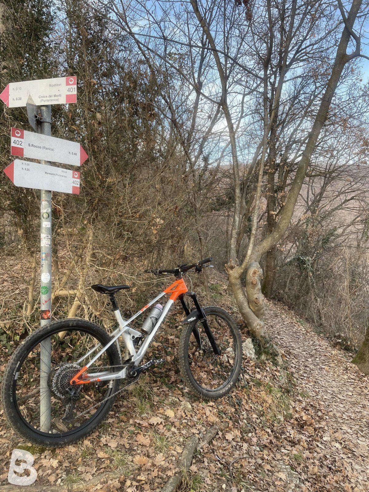 Mondraker RAZE CARBON R 2023