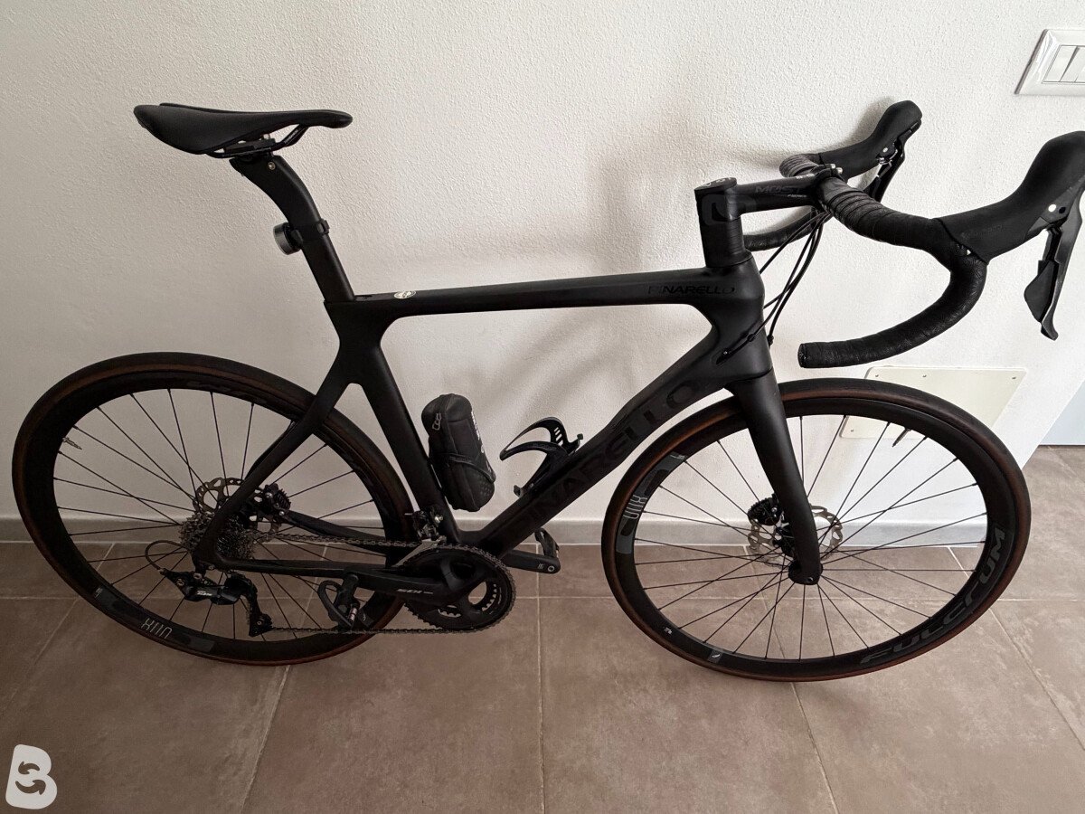 Pinarello PARIS 105 11S 2022