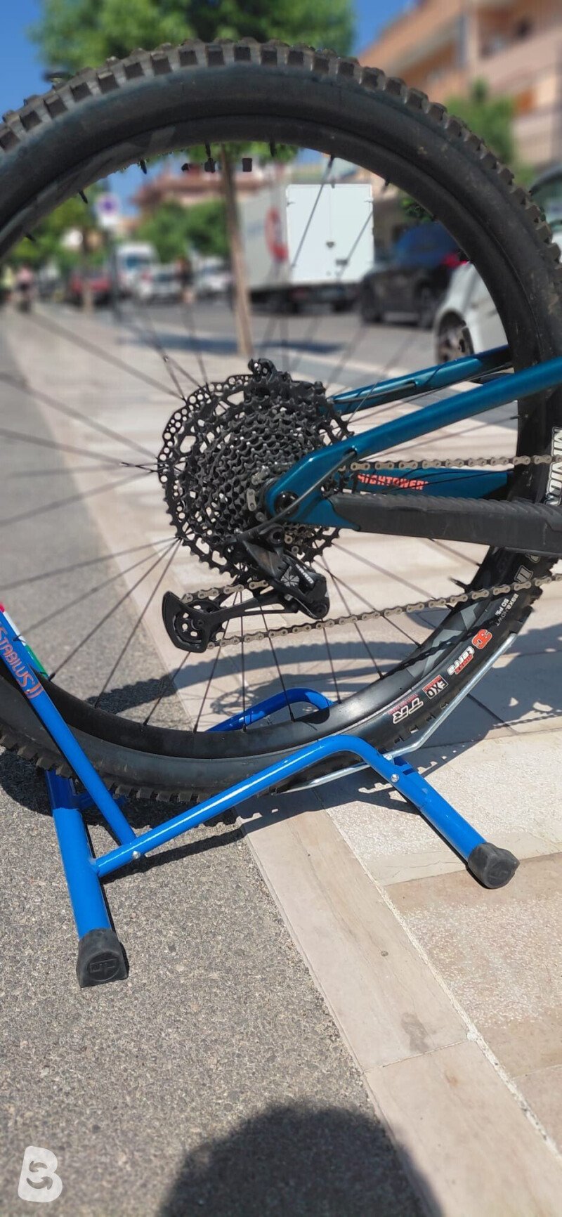 Santa Cruz HIGHTOWER R / Carbon C 2023