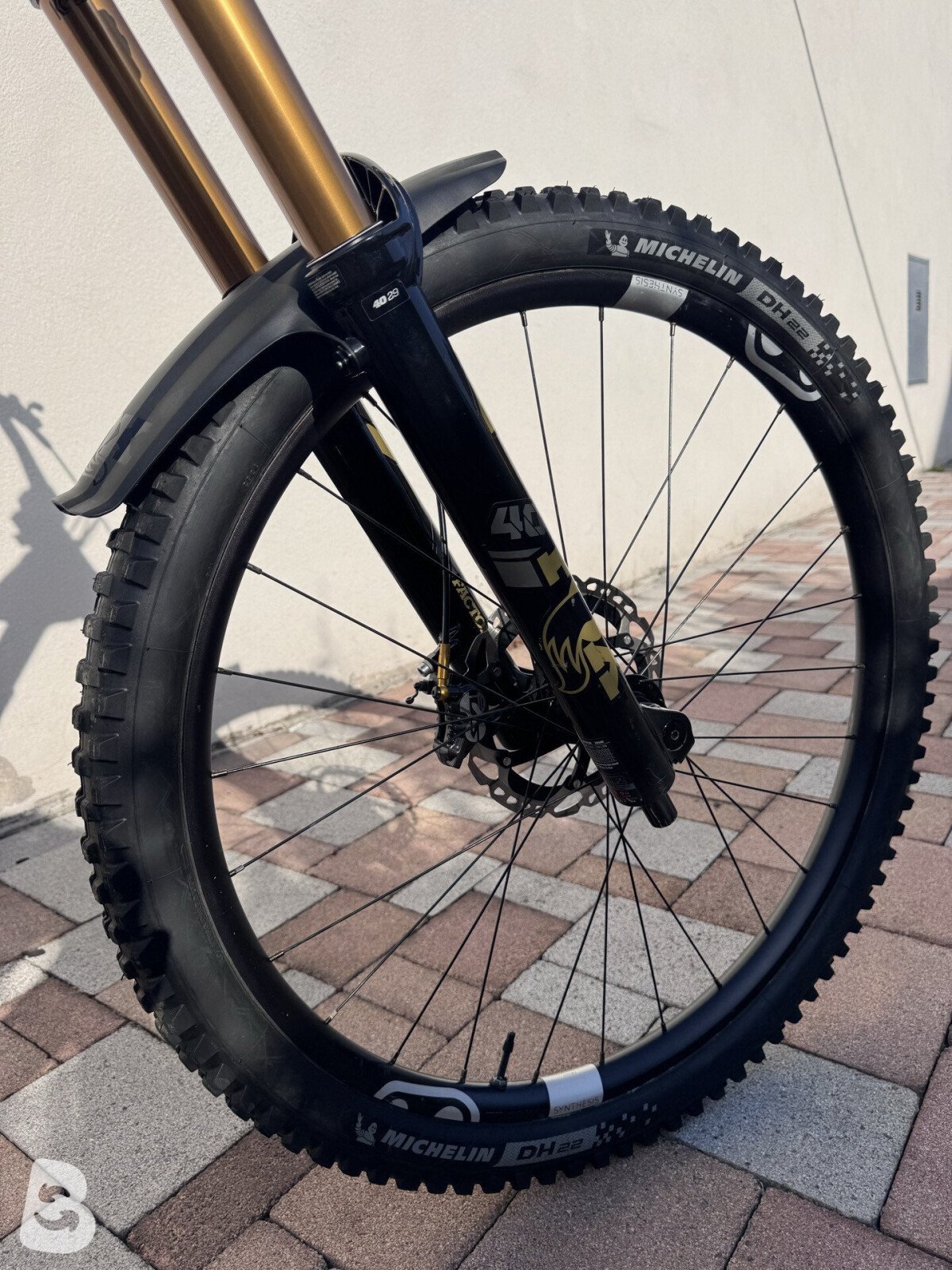 Santa Cruz V10 2026