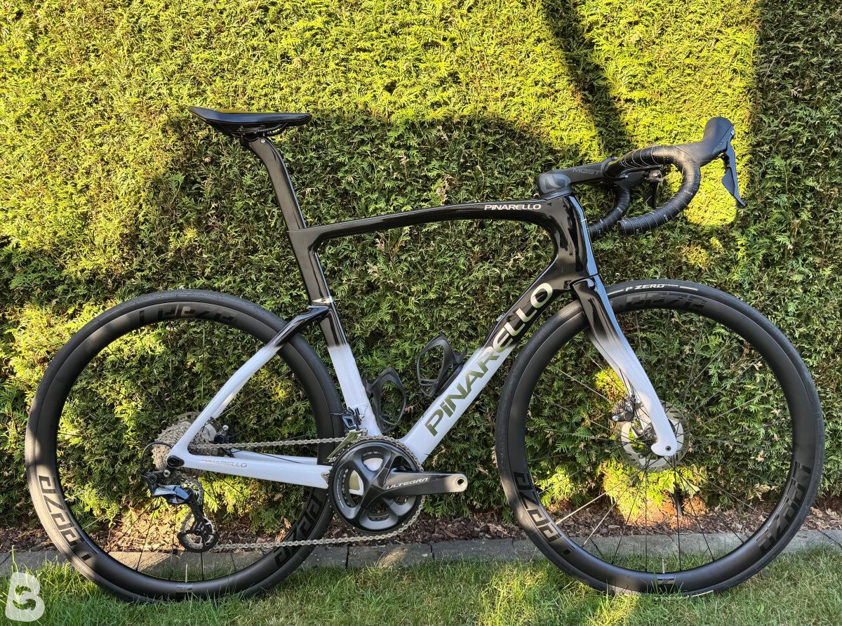 Pinarello F7 2025