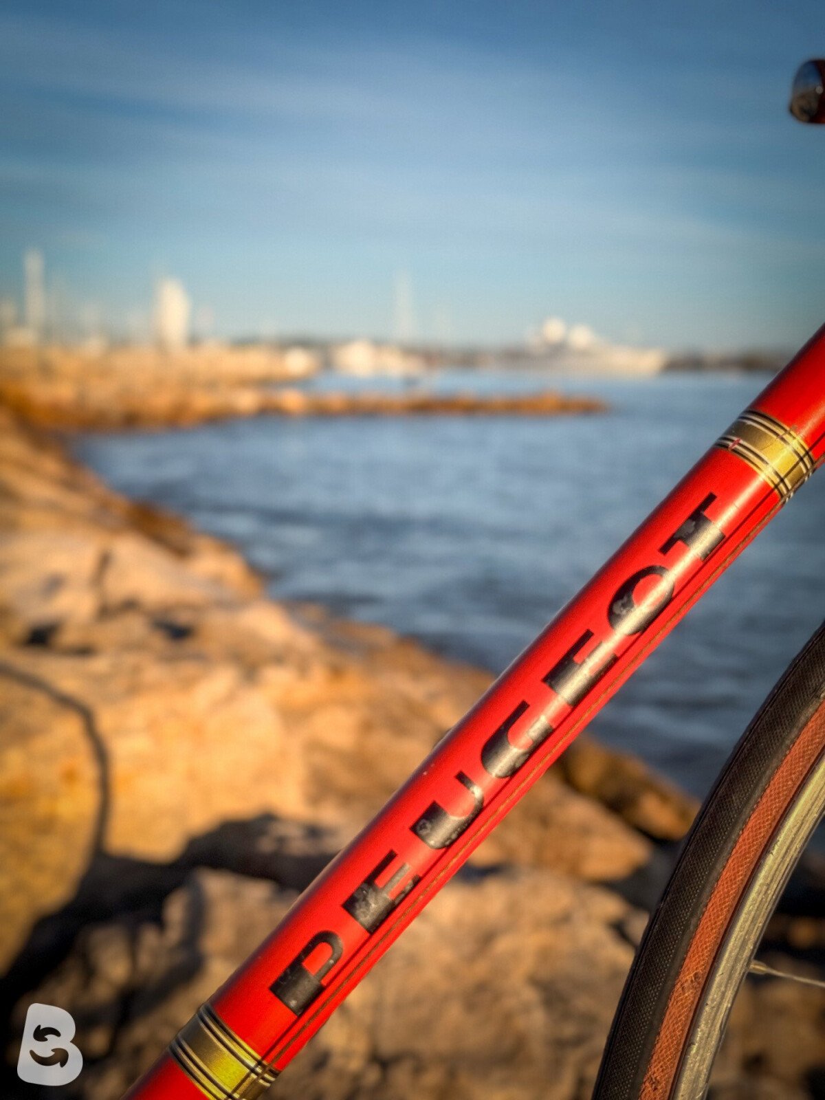 Peugeot PR10 — Vélo route vintage français — Cadre Allégé — Groupe Simplex — Taille L 1990